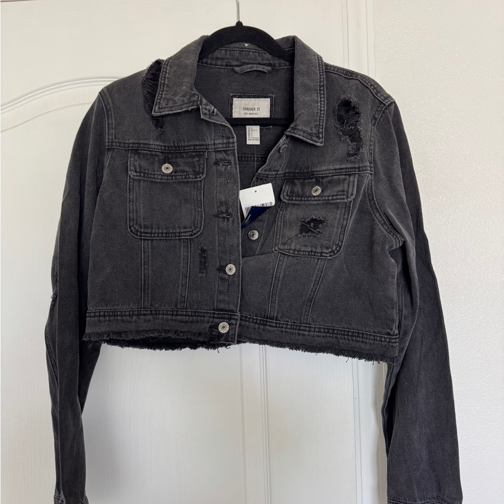 Women's Black Distressed Cropped Denim Jacket